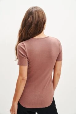 Itana Dream Rib Tee - Quartz -AGOLDE || CITIZENS OF HUMANITY Sales 0018 Short Sleeve Itana Quartz 0787 web 490bd943 fe9e 40a1 8cef df97085ae170