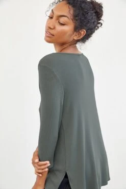 Celine 3/4 Sleeve Dream Rib Tee - Moss -AGOLDE || CITIZENS OF HUMANITY Sales 0069 Celine Moss 1156 web 195330cb 35eb 4926 b1d8 e80d1ded81c6