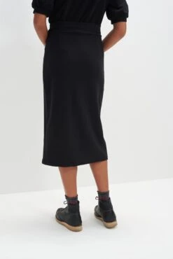 Aria Reverie Terry Skirt - Black -AGOLDE || CITIZENS OF HUMANITY Sales 0097 Aria Reverie Terry Black 4505 web 935b9915 0511 4e80 bdd0 f8de0a81536e