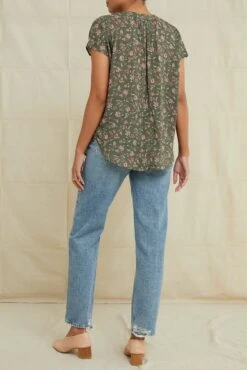 Renata Ecovero Blouse - Lago Green -AGOLDE || CITIZENS OF HUMANITY Sales 0142RenataLagoGreen 2592 web e9acdd56 fe41 4caf 966a 7a4bcbde4ac9