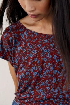 Laurie Silken Modal Tee -AGOLDE || CITIZENS OF HUMANITY Sales 0204 Laurie North Shore Floral 02536