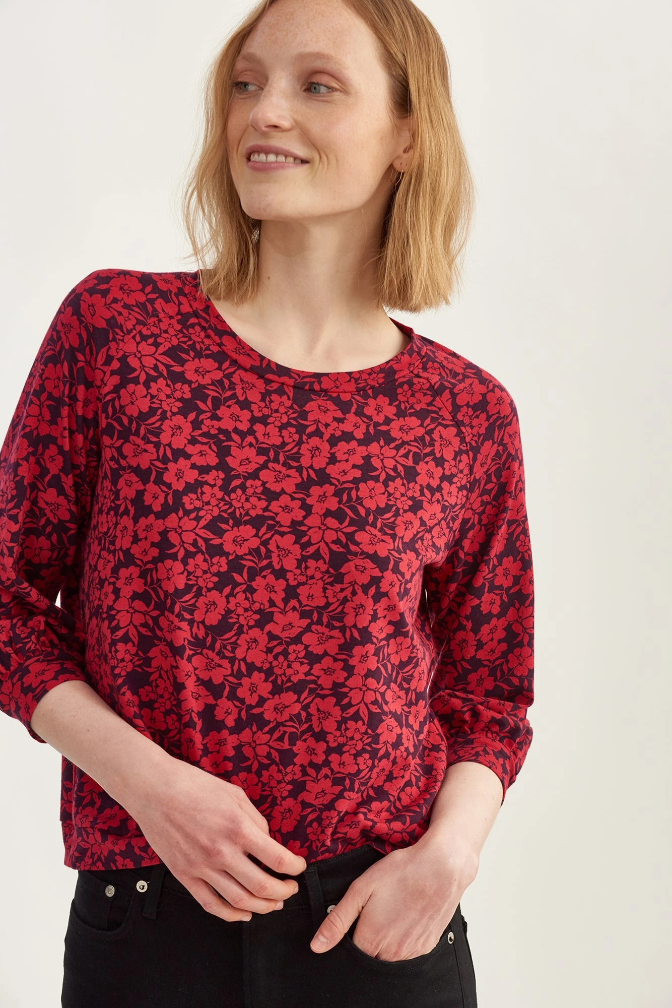 Issa Raglan Tee 15 Issa Raglan Tee - Image 13