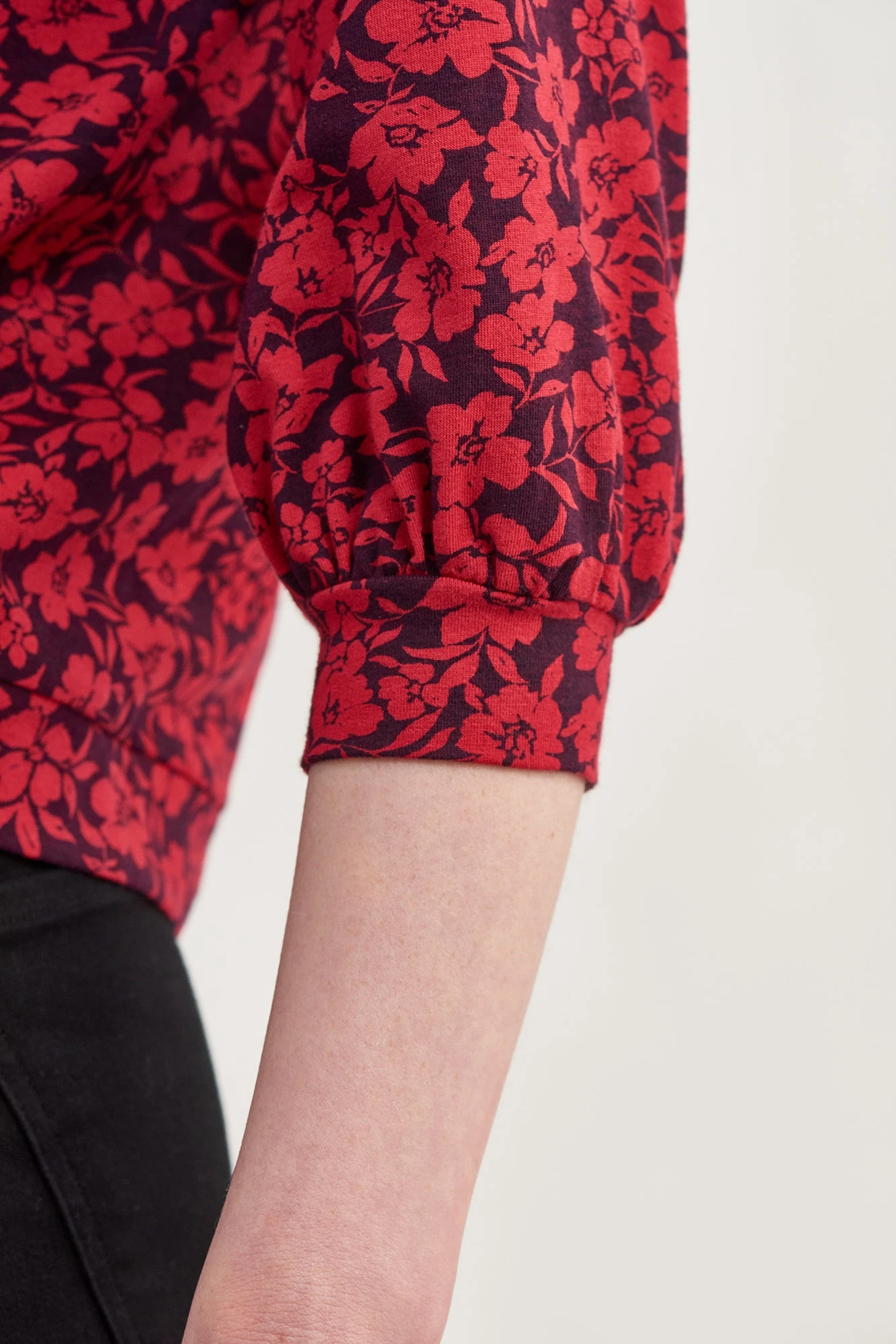 Issa Raglan Tee 22 Issa Raglan Tee - Image 20