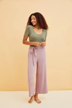 Rowan Zero-Waste Pant - Lilac -AGOLDE || CITIZENS OF HUMANITY Sales 0356 Rowan Lilac 1475 web 3b32055d 014f 45ce 97c5 93dadd640a09