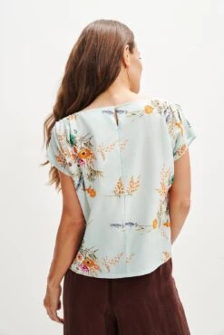 Margeaux Zero-Waste Blouse - Cannes Floral -AGOLDE || CITIZENS OF HUMANITY Sales 0357 Margeaux Zero Waste Tee Cannes Print 0177 web c99432ee 1fa2 4c32 9cad be021f7973da