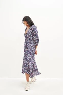 Mollie Wrap Dress -AGOLDE || CITIZENS OF HUMANITY Sales 0361 Mollie Zuma Print 2202 web