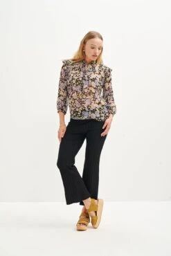 Camila Nouveau Silk Blouse - ReAmour -AGOLDE || CITIZENS OF HUMANITY Sales 0394 Camila Lavender Midi Floral 1870 web 726d394e d7d3 45f6 9eeb c324900e57cd