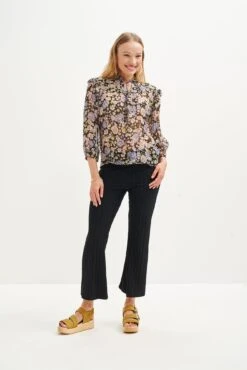 Camila Nouveau Silk Blouse - ReAmour -AGOLDE || CITIZENS OF HUMANITY Sales 0394 Camila Lavender Midi Floral 1893 web b0635285 705c 4e4c 9fea 9dd9f320865f