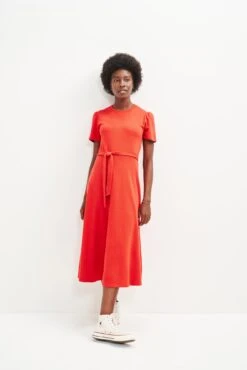 Tenille Scallop Knit Midi Dress -AGOLDE || CITIZENS OF HUMANITY Sales 0424 Tenille Carmine 2564 web