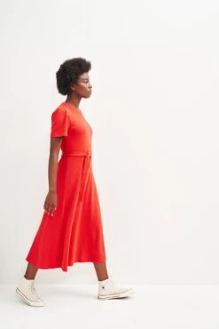 Tenille Scallop Knit Midi Dress