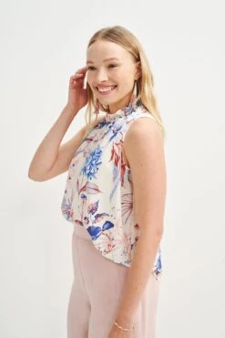 Keke Washable Silk Blouse - Saint Barts White Floral -AGOLDE || CITIZENS OF HUMANITY Sales 0455 keke silk ivory saint barts 0354 web f126ddfa f361 4e27 8a2a aead1129df7a