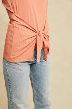 Celeste Knit Tank - Hibiscus -AGOLDE || CITIZENS OF HUMANITY Sales 0456 Celeste Hibiscus 1472 web de07e7d8 0cb2 496c a9f1 8c5b5fd7aabb