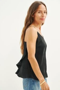 Lisbon Cupro Blouse - Black 9 Lisbon Cupro Blouse - Black -AGOLDE || CITIZENS OF HUMANITY Sales 0491 Lisbon Black 2379 web 1f41bc21 0882 4c1c 8f4a 857967062024