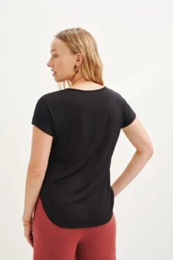 Chessa Dream Knit Tee - Black -AGOLDE || CITIZENS OF HUMANITY Sales 0505 Chessa Black 3183 web c348ddbd 52bf 49db aa3b 79f33c302cb6