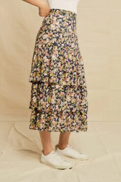 Christy Skirt - Mojave Bloom -AGOLDE || CITIZENS OF HUMANITY Sales 0546 Christy Mojave Bloom 1855 web fa8a835c 588e 4ab6 aa56 a9fcd38c5866