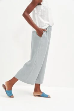 Salice Linen Pants - ReAmour -AGOLDE || CITIZENS OF HUMANITY Sales 0558 Salice Linen Eucalyptus 1297 web 83c02430 da7c 47ca 9fc7 ed092f57b08f