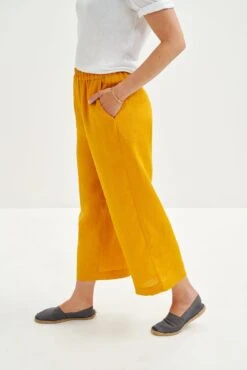 Salice Linen Pants - ReAmour -AGOLDE || CITIZENS OF HUMANITY Sales 0558 Salice Linen Sunflower 1994 web 73fd2c7e d046 4e6f 8a37 b913a0255c26