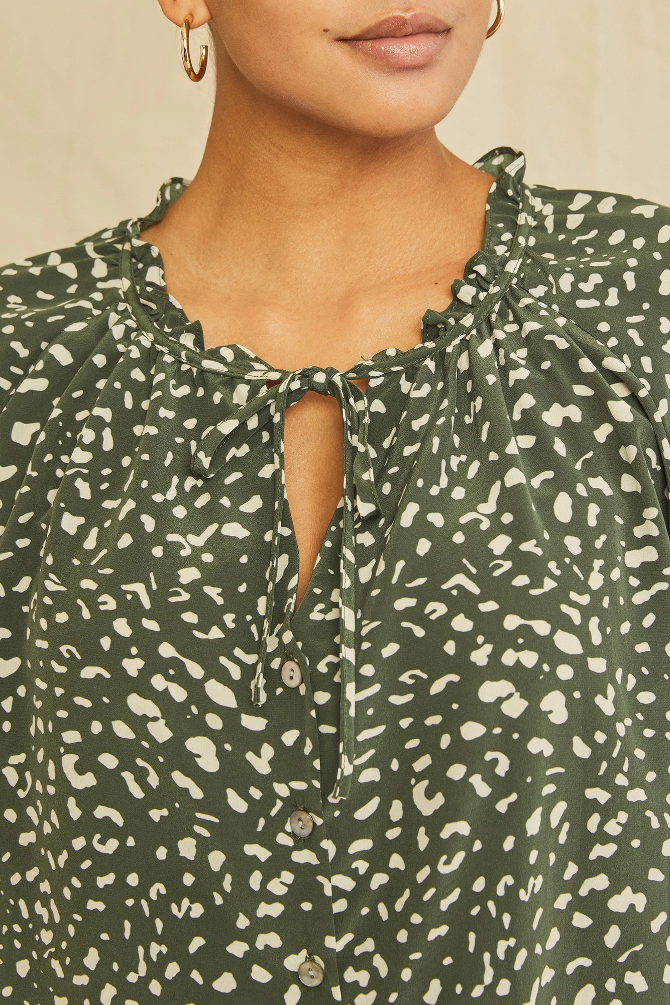 Isla Washable Silk Blouse - Rocher Dot 6 Isla Washable Silk Blouse - Rocher Dot - Image 4