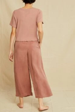 Tara Dream Rib Cropped Tee - Quartz 9 Tara Dream Rib Cropped Tee - Quartz -AGOLDE || CITIZENS OF HUMANITY Sales 0622 Tara Quartz 2672 web 19b4f133 8c84 4af3 b559 c549b4f05249