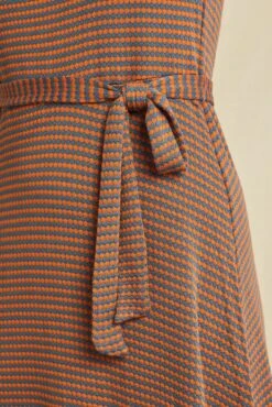 Tenille Scallop Knit Dress - Azure Umber Stripe -AGOLDE || CITIZENS OF HUMANITY Sales 0688 Tenille Scallop Umber Azure 5236 web cfe9cd39 5d61 4a91 8789 abeef863a79c