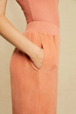 Salice Mixed Cupro Pants - Hibiscus -AGOLDE || CITIZENS OF HUMANITY Sales 0721 Salice Pant Mixed Media Hibiscus 0145 web 3a6ec83a eb01 44bb bf04 778dfebf7ed2