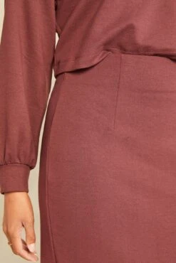 Alice Ponte Midi Skirt - Mocha 9 Alice Ponte Midi Skirt - Mocha -AGOLDE || CITIZENS OF HUMANITY Sales 0739 Alice Mocha 0418 web e67198e5 40a7 49a5 9f12 69d61eeaa413