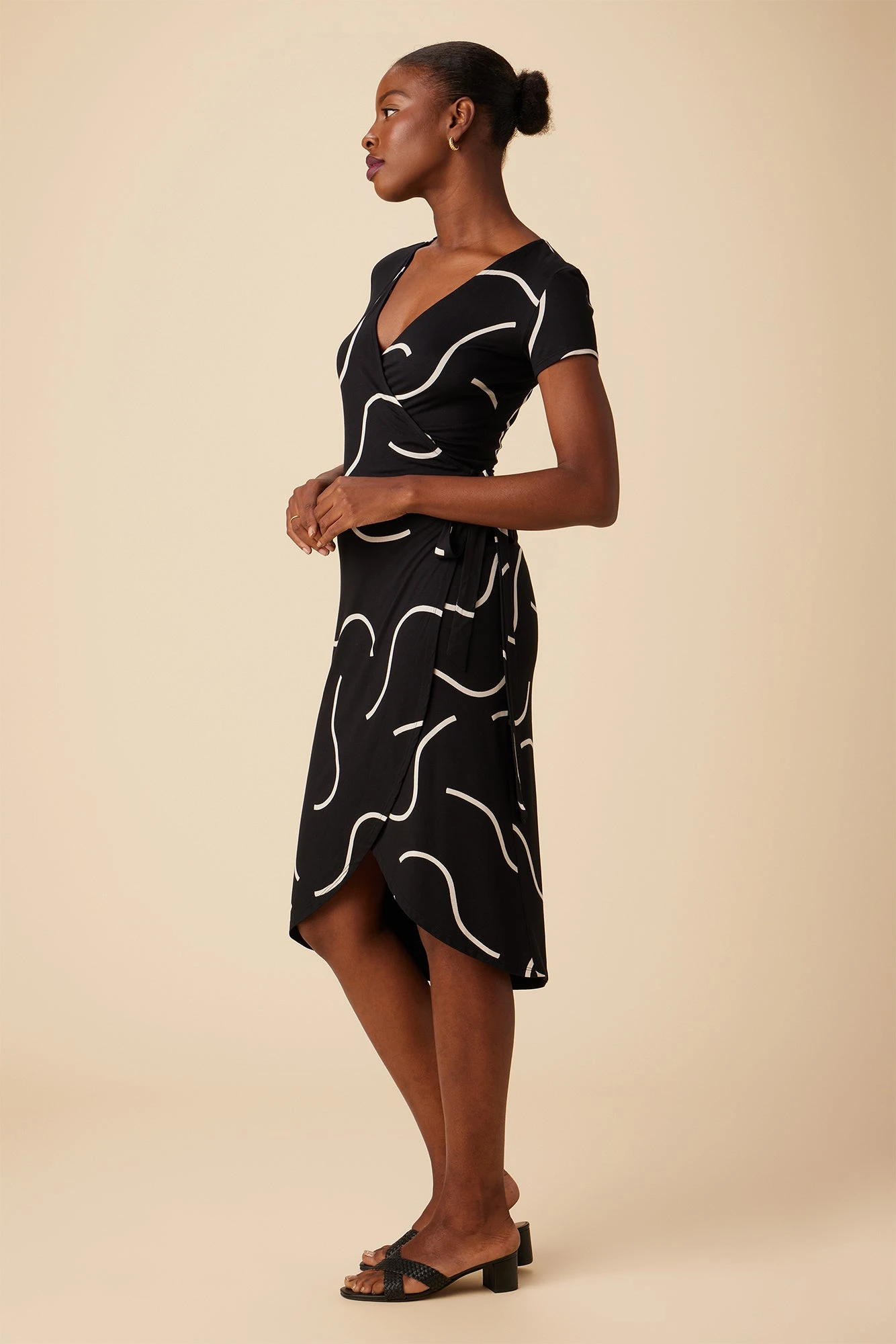 Betsyn Viscose Knit Dress - Waves 4 Betsyn Viscose Knit Dress - Waves - Image 2