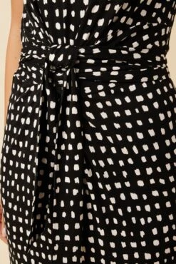 Castile Reverie Knit Dress - Valencia Dot Black -AGOLDE || CITIZENS OF HUMANITY Sales 10184 Ria Black 4 6ac8bc2c 7181 478a bb2f e385f9141b41