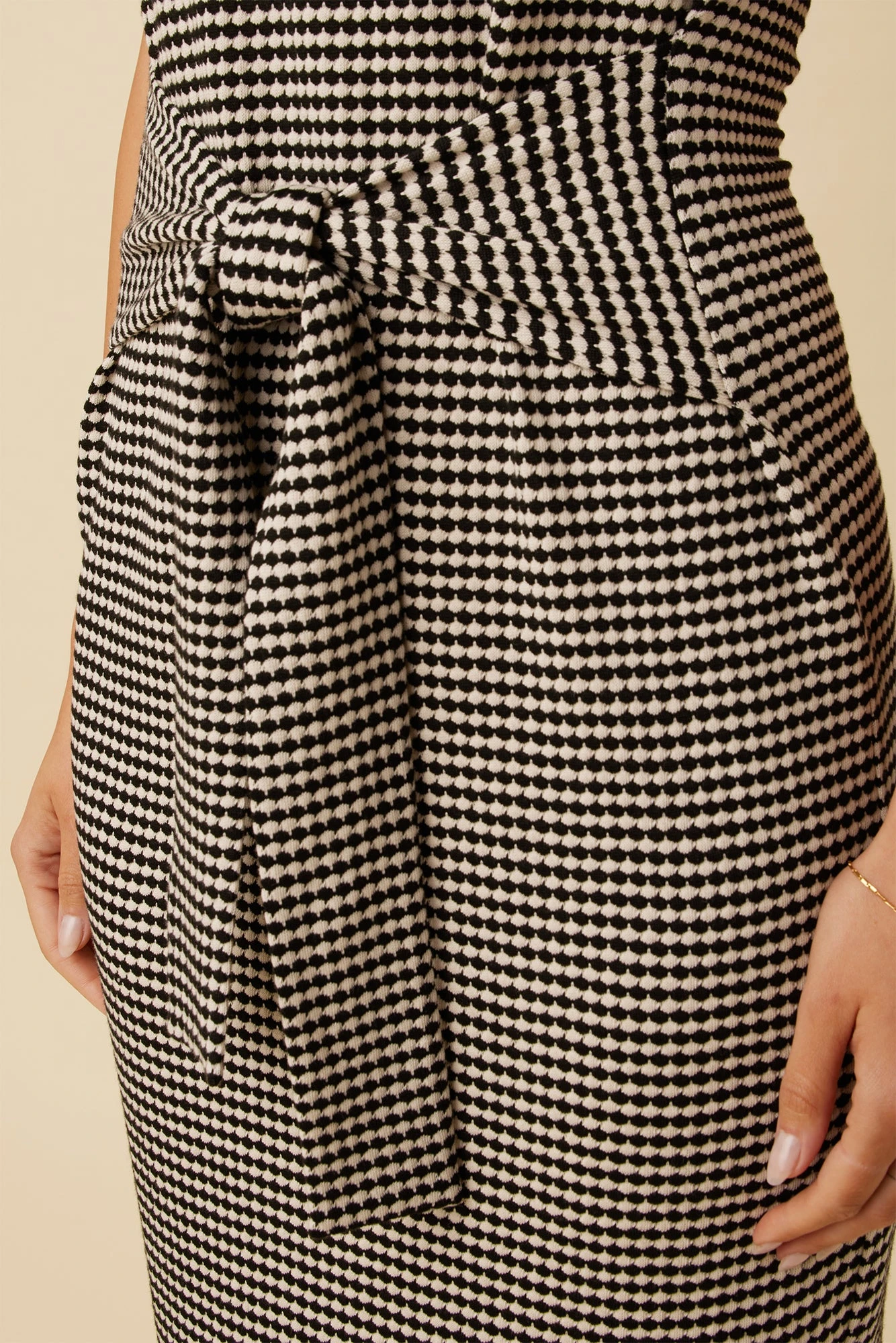 Colombe Scallop Knit Dress - Natural Black 6 Colombe Scallop Knit Dress - Natural Black - Image 4