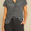 Renata Washable Silk Blouse 2 Renata Washable Silk Blouse -AGOLDE || CITIZENS OF HUMANITY Sales 1068 Renata Heart Black Ivory 3465 web