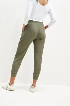 Skylar Paris Rib Joggers - Vetiver -AGOLDE || CITIZENS OF HUMANITY Sales 2050 Skylar Jogger Vetiver 1176 web 2bf099b6 ea6b 48ec a21d 6ab9c9a5ac52