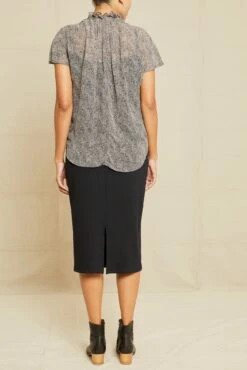 Maisie Nouveau Silk Blouse - Snow Leopard -AGOLDE || CITIZENS OF HUMANITY Sales 6065 Maisie Snow Leopard 00385 web 7dd8a61a dde7 43aa ace7 3c17b7e85d6d