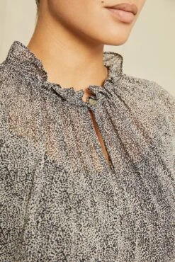 Maisie Nouveau Silk Blouse - Snow Leopard -AGOLDE || CITIZENS OF HUMANITY Sales 6065 Maisie Snow Leopard 00438 web d3e545f8 e732 48a7 bc37 fd2a7f817f0b