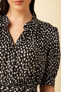 Malta Ecovero Dress - Italia -AGOLDE || CITIZENS OF HUMANITY Sales 6677 Malta Viscose Italia Dot 4 d38607d4 34c0 4338 aceb a0a354764b1e