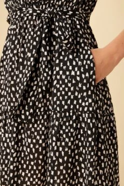 Malta Ecovero Dress - Italia -AGOLDE || CITIZENS OF HUMANITY Sales 6677 Malta Viscose Italia Dot 5 5e872cbd 3b7b 43c7 abb9 3c3a702bfe37