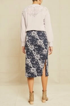 Vindy Sweater Knit Skirt - Lola Floral Blue -AGOLDE || CITIZENS OF HUMANITY Sales 7606 Vindy Sweater Lola Floral 11079 web 6591db71 201c 4e9f 9b36 fbbc7b7d0f96