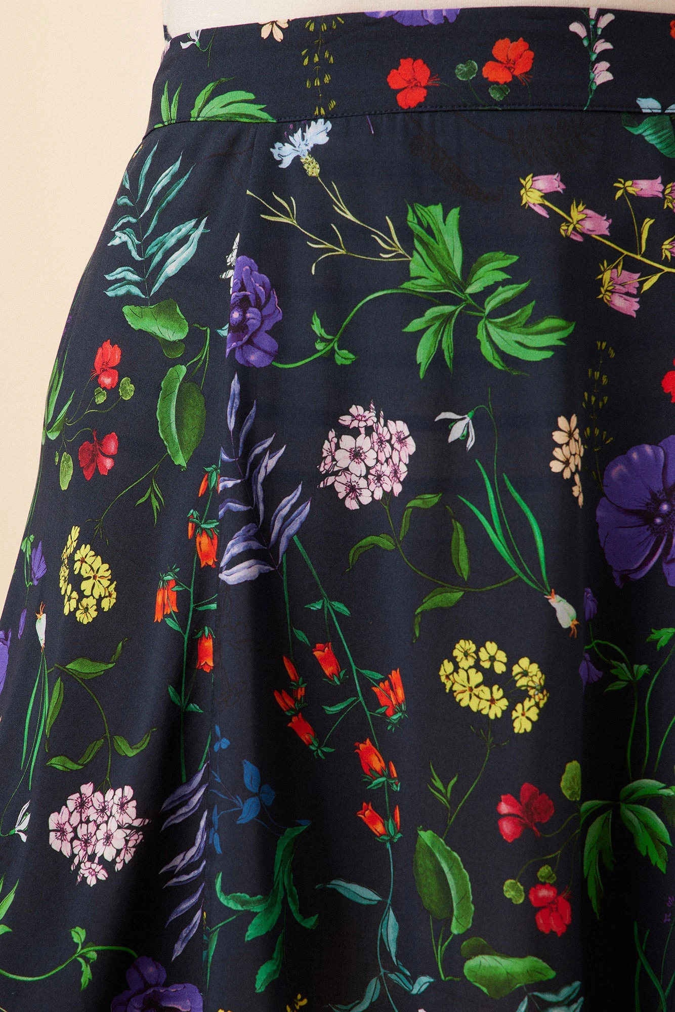 Kendra Ecovero Skirt - Stella Floral Navy 6 Kendra Ecovero Skirt - Stella Floral Navy - Image 4