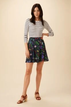Kendra Ecovero Skirt - Stella Floral Navy 11 Kendra Ecovero Skirt - Stella Floral Navy -AGOLDE || CITIZENS OF HUMANITY Sales 7958 Kendra Stella Navy 5