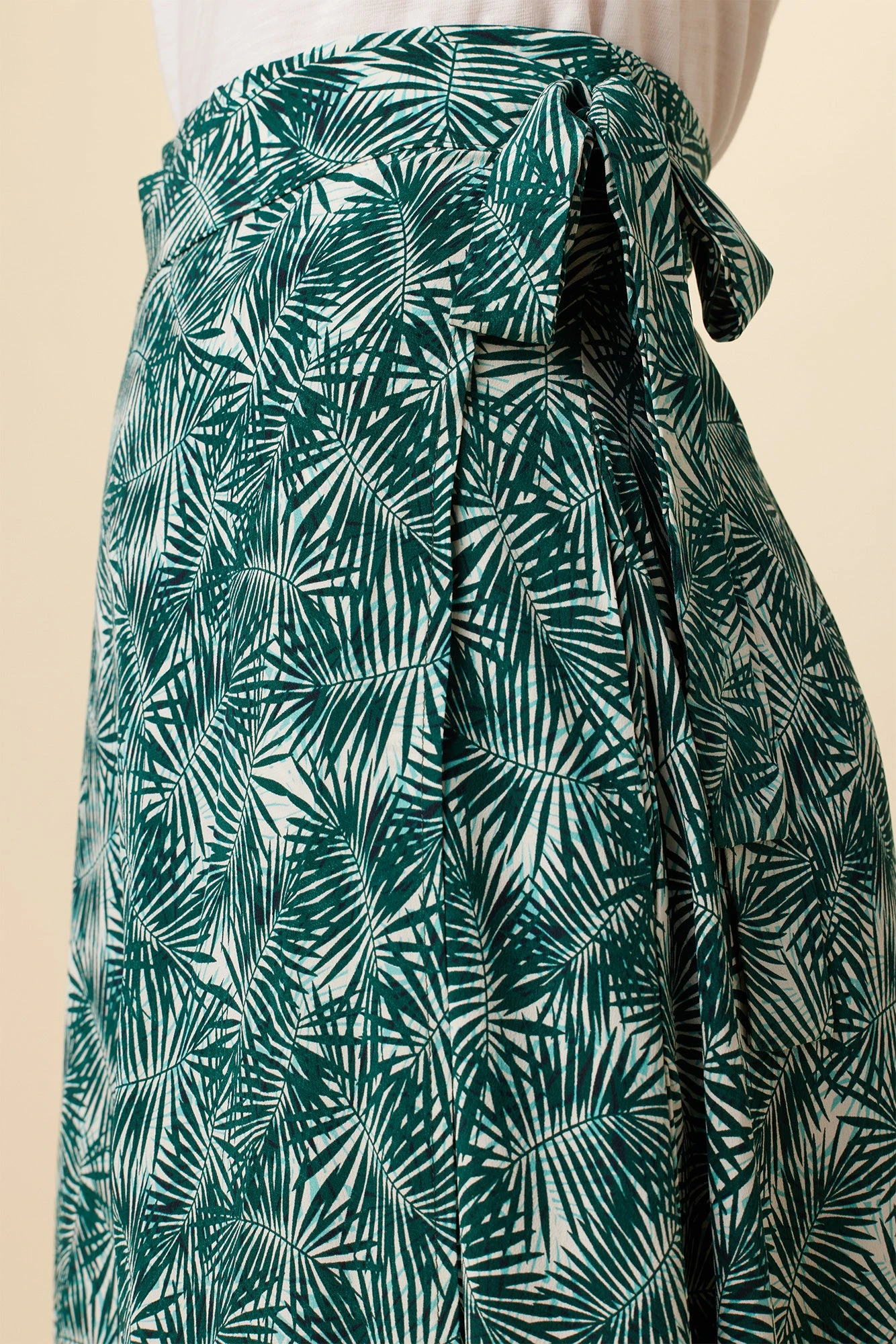 Blaze Washable Silk Wrap Skirt - Green Palm 6 Blaze Washable Silk Wrap Skirt - Green Palm - Image 4