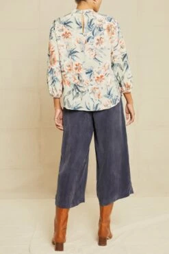Endora Washable Silk Blouse - Paulette Floral -AGOLDE || CITIZENS OF HUMANITY Sales 9603 Endora Paulette Print 12927 web f88ecebf 0809 4ff4 8fb2 fc2c3b7d2c46