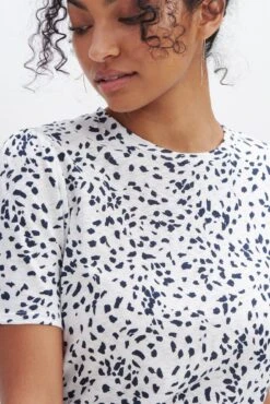 Odilia Reverie Slub Tee - Lucy Dot White -AGOLDE || CITIZENS OF HUMANITY Sales 9828 Odilia Slub Lucy Dot White 5341 Web 11b503c2 1a62 4991 8c0c eaeba77635dc