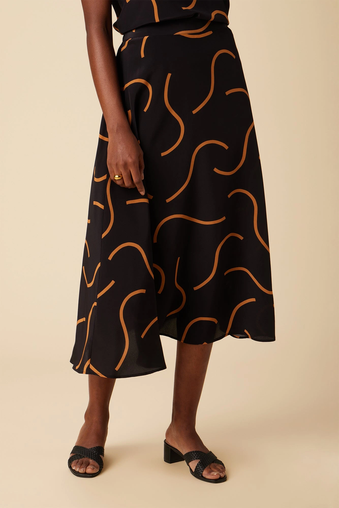 Blaze Washable Silk Skirt - Waves Caramel 3 Blaze Washable Silk Skirt - Waves Caramel