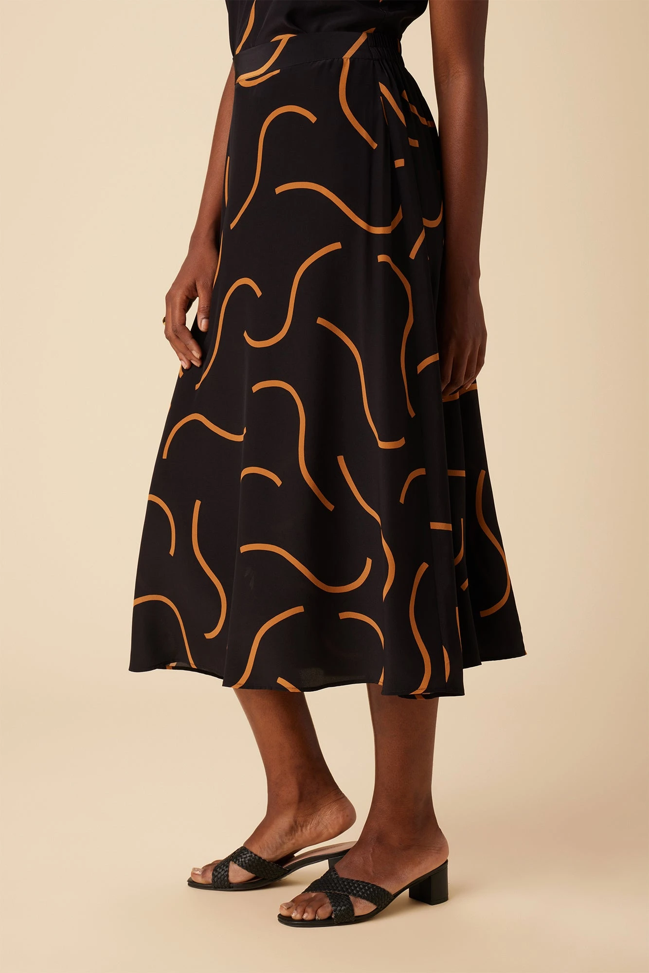 Blaze Washable Silk Skirt - Waves Caramel 5 Blaze Washable Silk Skirt - Waves Caramel - Image 3