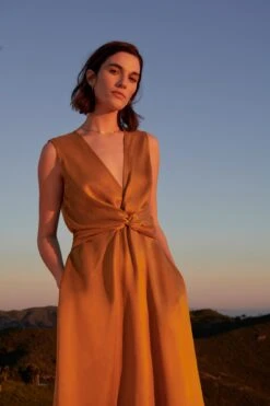 Olive Cupro Midi Dress - Gold 8 Olive Cupro Midi Dress - Gold -AGOLDE || CITIZENS OF HUMANITY Sales olive gold cupro 2766
